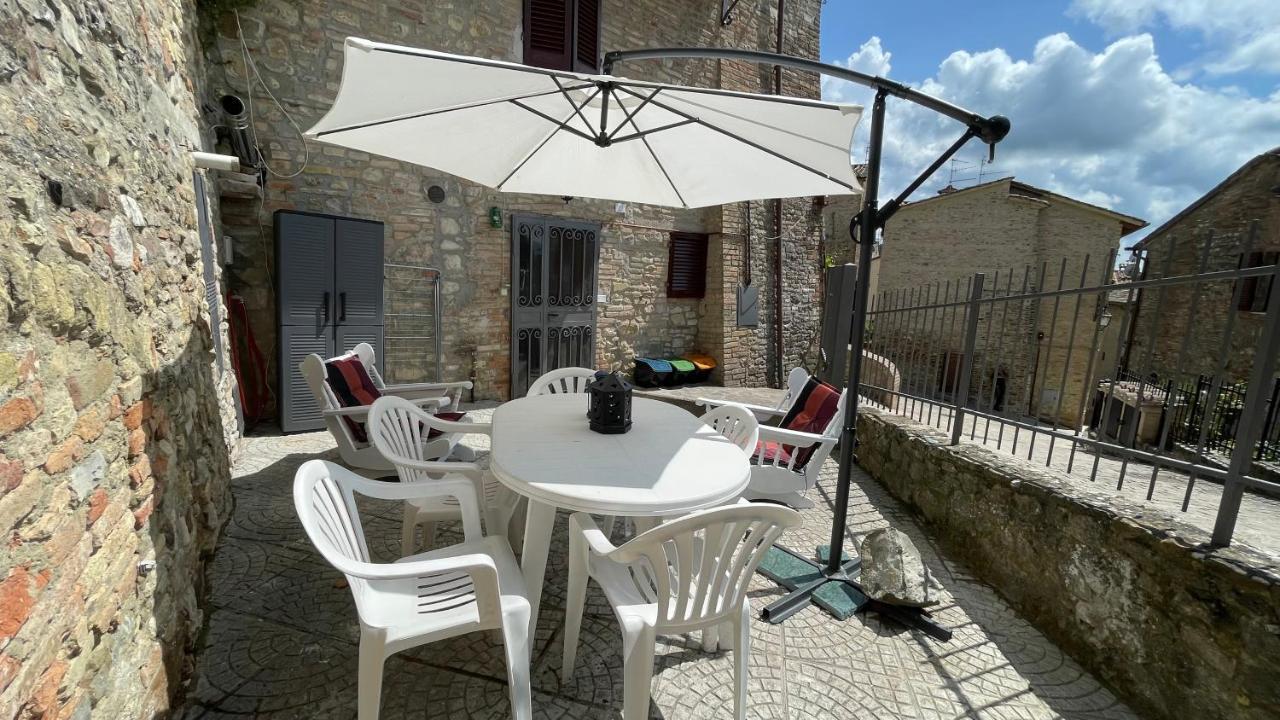 Vila Casa Di Duccio Montone  Exteriér fotografie