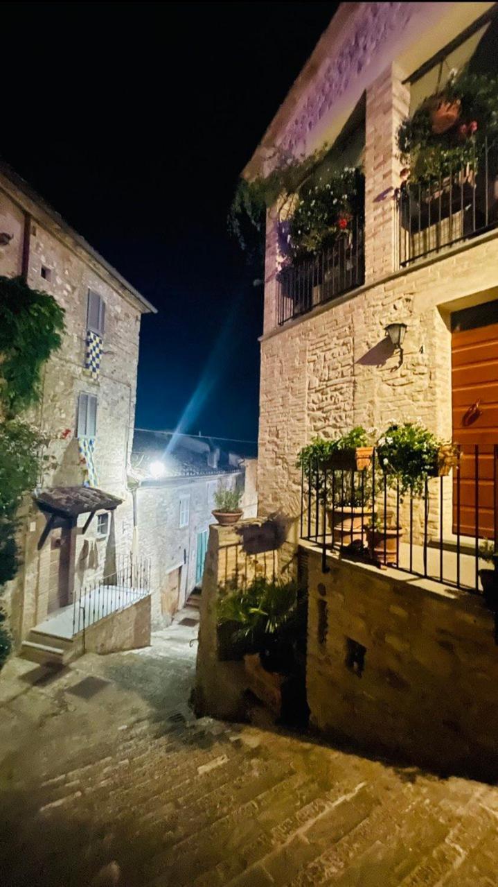 Vila Casa Di Duccio Montone  Exteriér fotografie