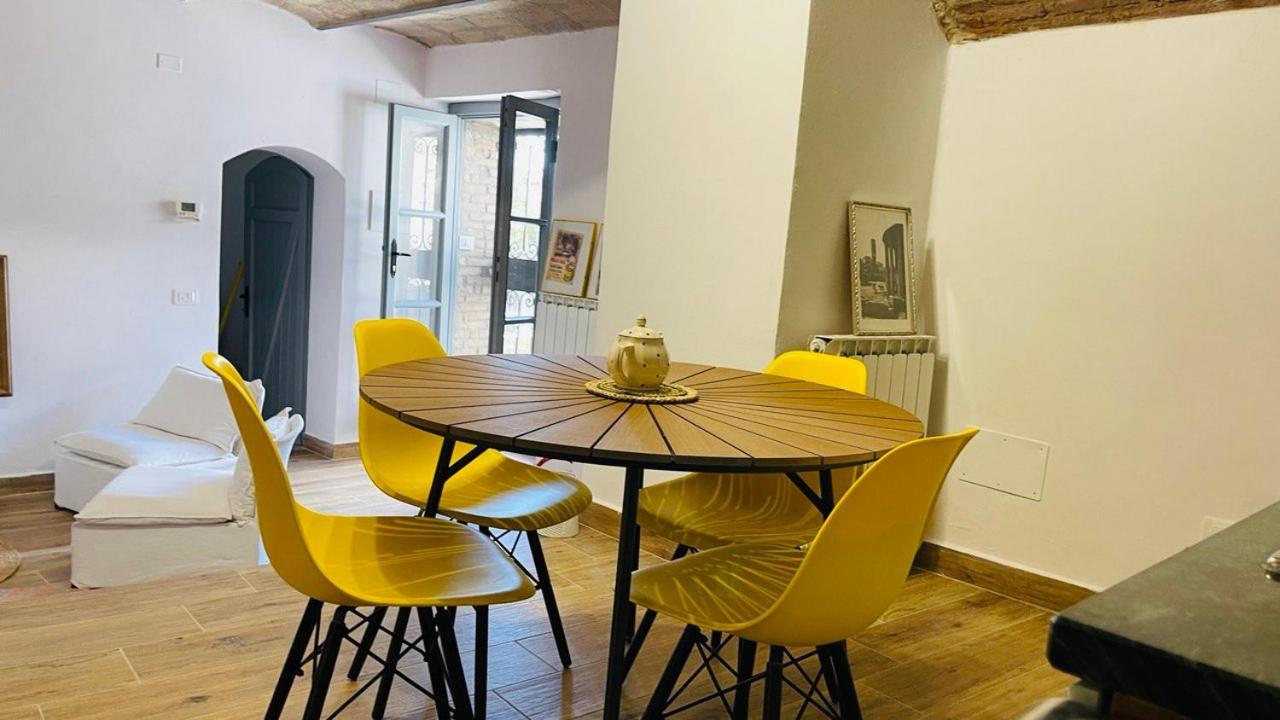 Vila Casa Di Duccio Montone  Exteriér fotografie